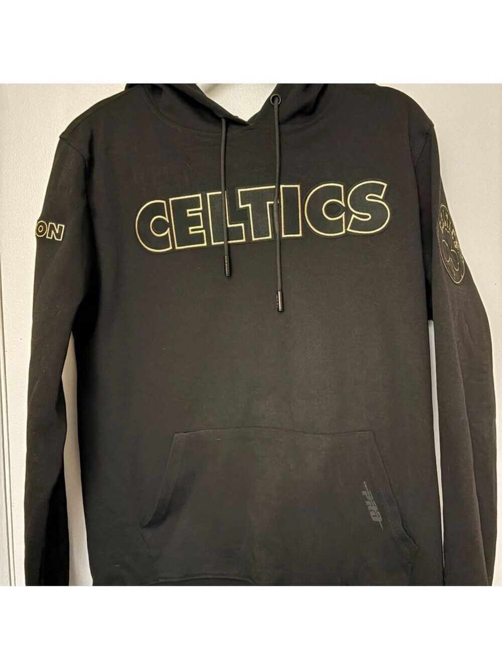 Pro Standard NBA Black Celtics Hoodie